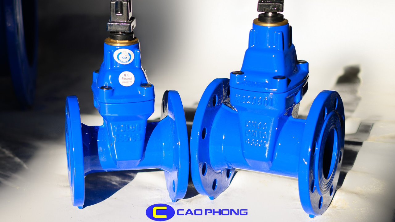 Van cổng hoạt động như một cánh cửa đóng mở dòng chảy trong hệ thống ống dẫn.