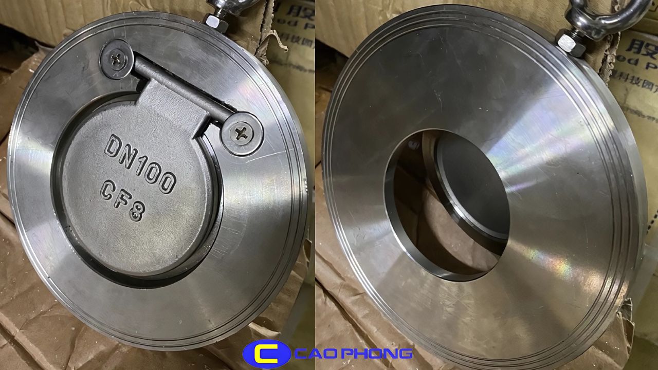 Van một chiều cửa lật hoạt động nhờ chuyển động tự do của đĩa dưới tác động của dòng chảy