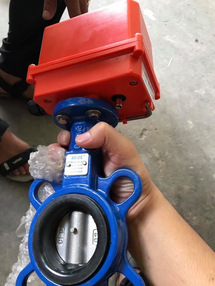 Van bướm điều khiển điện UNID UM1 sử dụng điện áp 220V ổn định